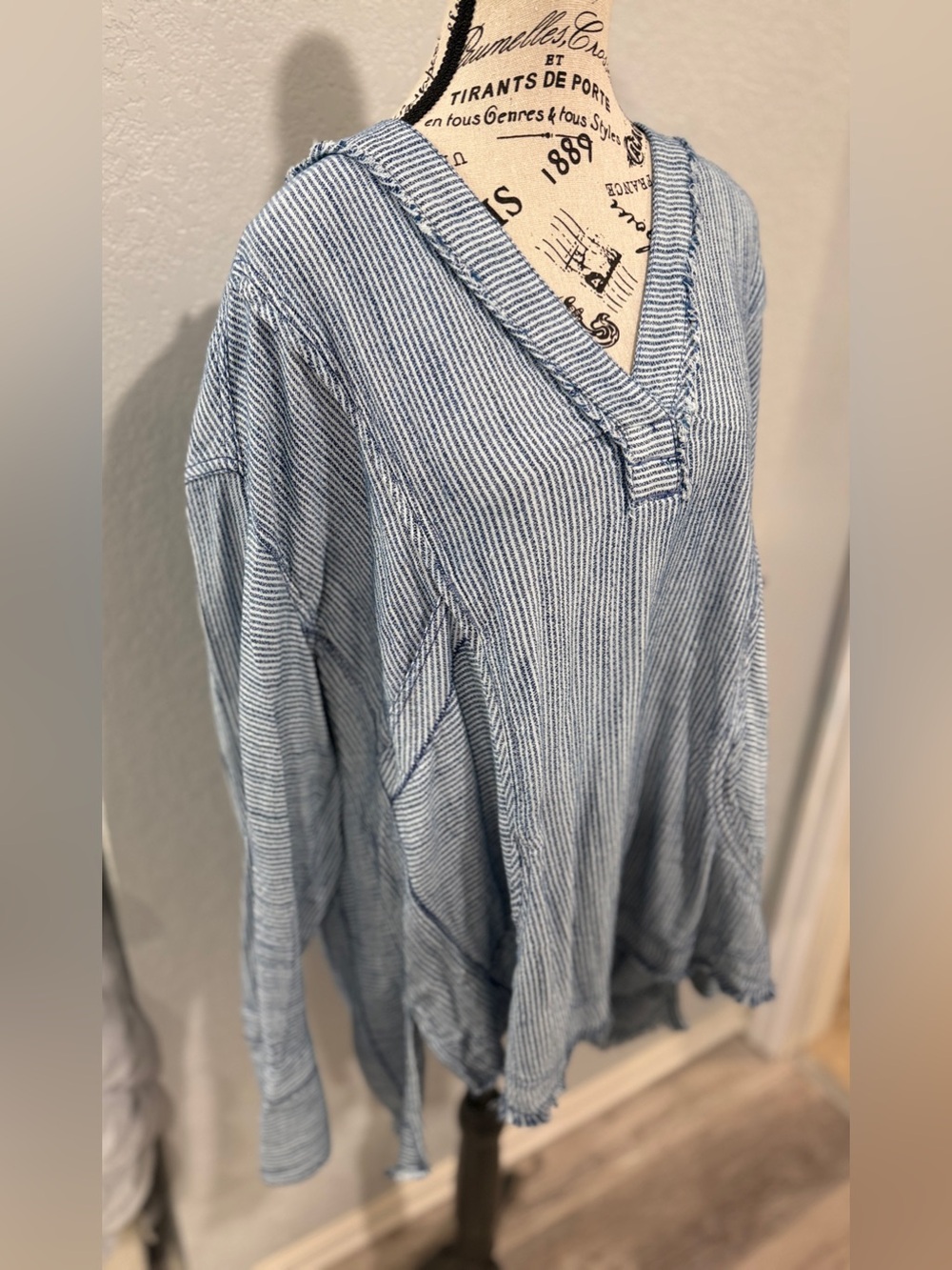 Free People-We The Free-By the Shore Oversize Top-Size Medium-NWT - Picture 9 of 16